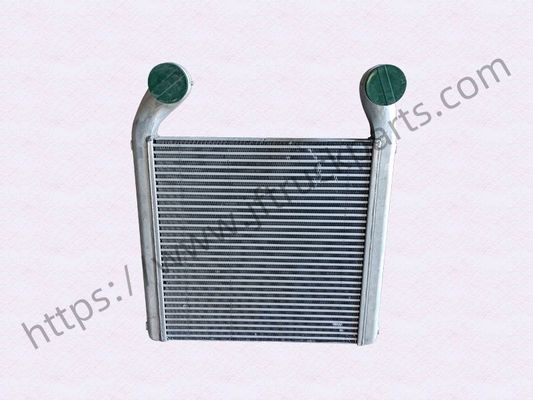 Intercooler kecil WG9925530127 untuk SINOTRUK HOWO A7 SITRAK C7H Bagian tangki air truk